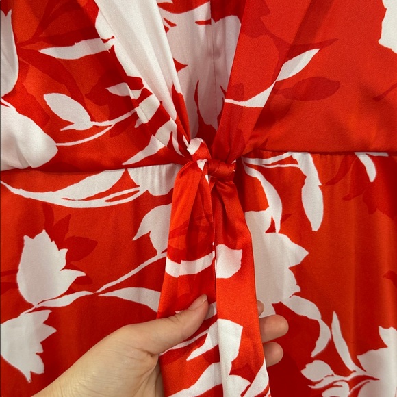 NWT Julia Jordan orange and White Floral puff sleeve Midi Dress - Picture 4 of 7